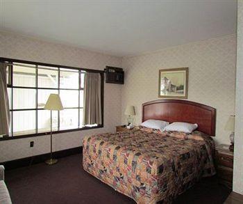 Cherry Lane Motor Inn Amish Country Ronks Bagian luar foto