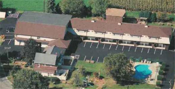 Cherry Lane Motor Inn Amish Country Ronks Bagian luar foto